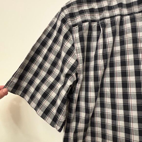 Carhartt Men’s Short Sleeve Button Down Shirt – Black White Plaid – Relaxed Fit - Picture 12 of 16
